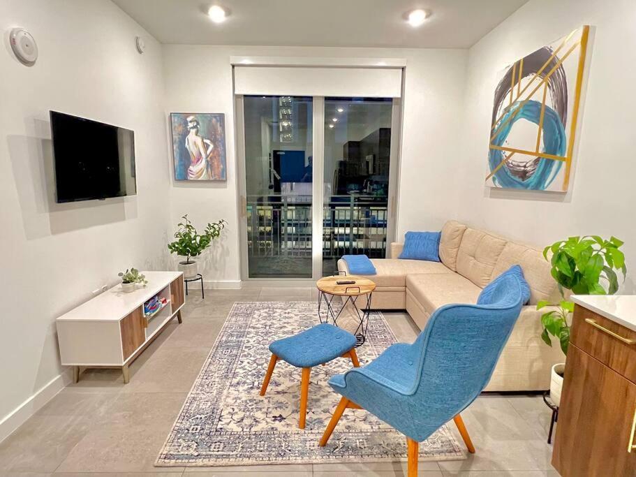 Apartamento Downtown King Bed, Luxe Condo, Free Parking Miami
